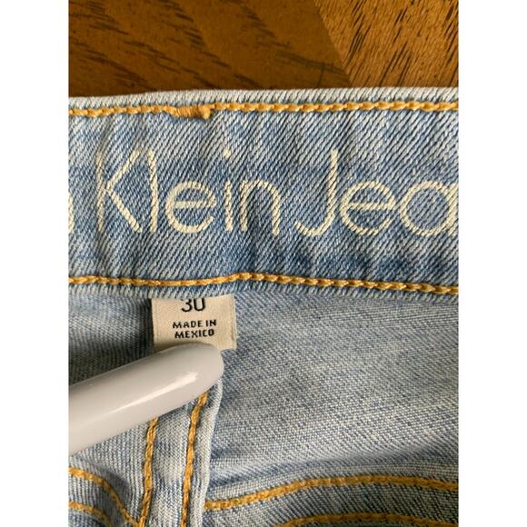 Calvin Klein Ankle Skinny Jeans Distressed Light Wash  Women's Size 30 - Picture 2 of 8